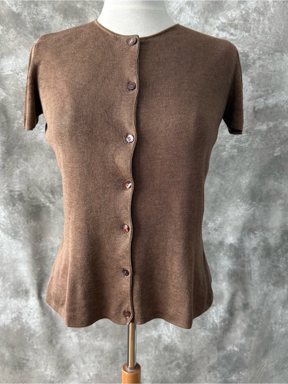 Vince Brown Short-Sleeve Button-Front Knit Top (Love 26)